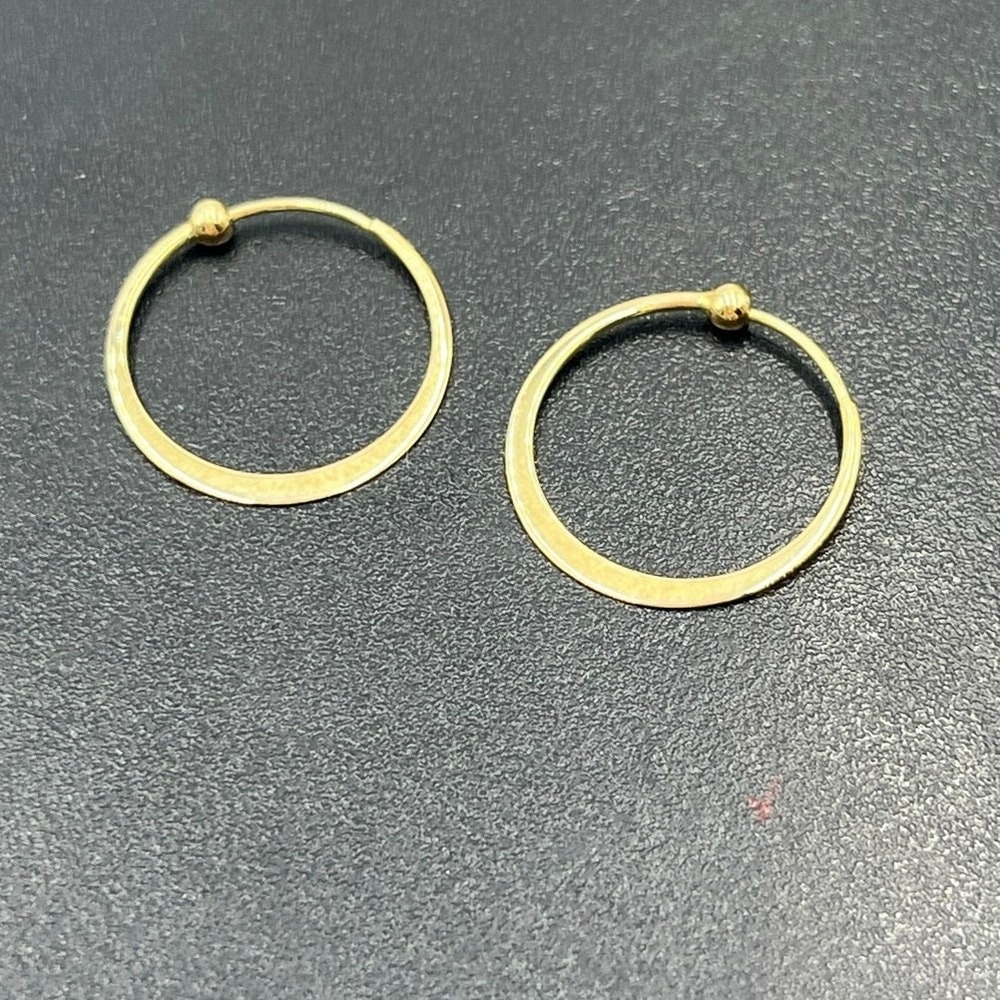 Nabco Signed‎ Vintage 14k Yellow Gold Continuous Flat Thin Hoop Earrings .70 gr
